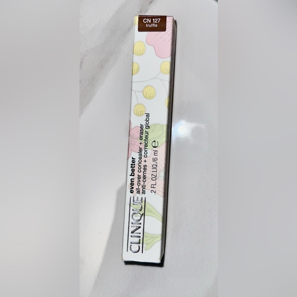 Clinique Even Better All Over Concealer + Eraser CN 127 truffle